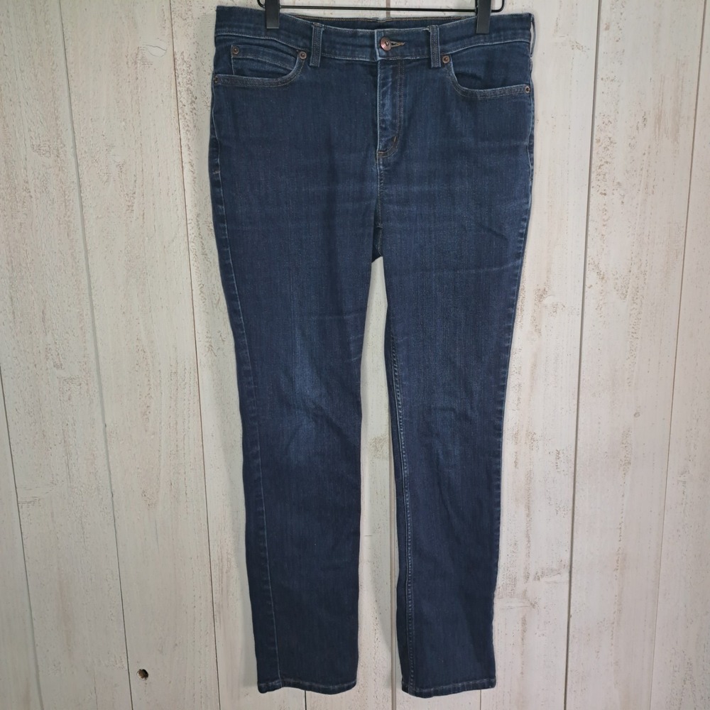 Normcore Americana Duluth Trading Co Women's Blue Dark Wash Bootcut Jeans 12x31